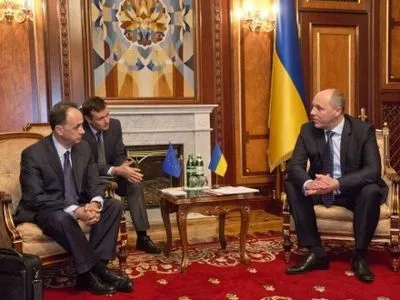 Украина в течение недели получит ответ по "безвизу" - посол ЕС