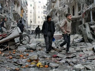 Волонтеры ООН раздали в Алеппо последние запасы еды