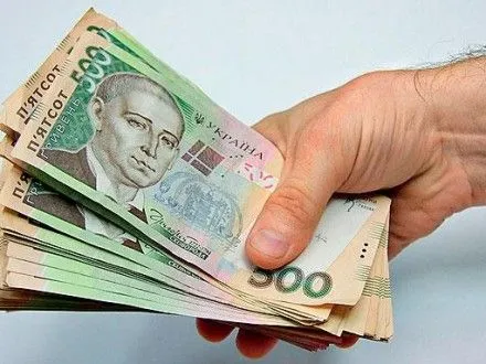 Кримчанам доведеться платити кредити українським банкам