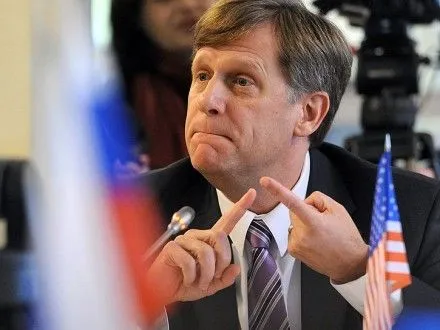 Екс-посол США у РФ потрапив у санкційний список Кремля