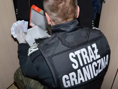 В Испании обезвредили организацию, незаконно перевозившую мигрантов из Украины в Британию