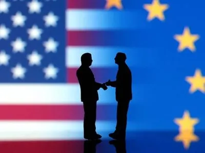 ЄС не виключає призупинки переговорів щодо TTIP після перемоги Д.Трампа
