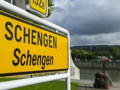 Пограничный контроль продлили в Шенгенской зоне