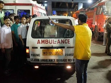 Через пожежу на фабриці в Індії загинуло щонайменше 10 осіб