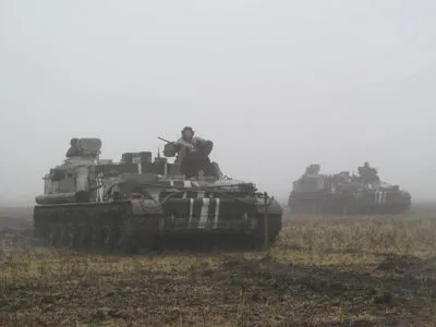 Боевики из танка обстреляли Крымское в Луганской области
