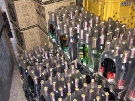 Более двух тонн алкоголя без лицензии изъяли в Хмельницкой области