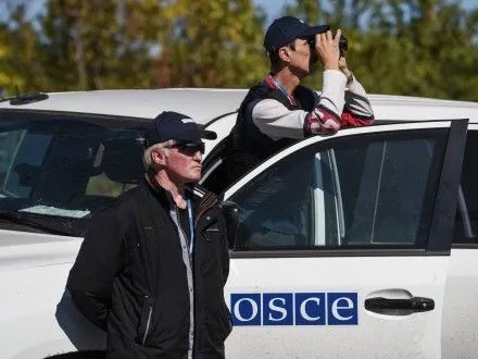 Спостерігачі ОБСЄ зафіксували 94 вибухи від РСЗВ у Кадіївці