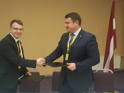 НАБУ підписало меморандум з бюро протидії корупції Латвії
