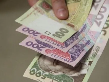 Продавцов 50 тыс. фальшивых долларов задержали в Киевской области