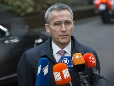 Й.Столтенберг: НАТО хочет сотрудничества с РФ, но не одобряет агрессии в Украине