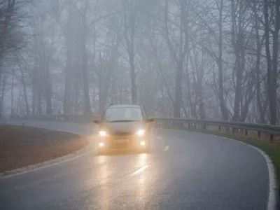 Водіїв попередили про туман на дорогах Києва