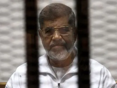 Суд в Египте отменил смертный приговор экс-президенту М.Мурси