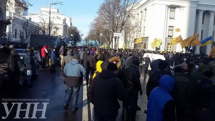 Активісти перекрили дорогу на вул.Грушевського біля ВР