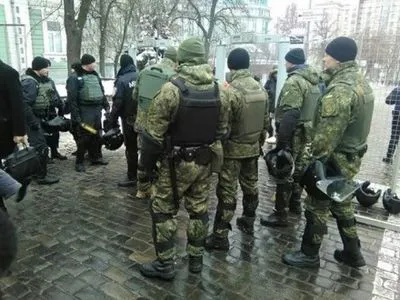 Близько 2,3 тис. правоохоронців забезпечуюють правопорядок у центрі Києва