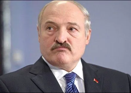 О.Лукашенко: ми грудьми закриваємо кордон з Україною