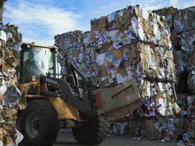 Недобросовестный утилизатор опасных отходов пытается вернуть аннулированную лицензию через суд - министр экологии