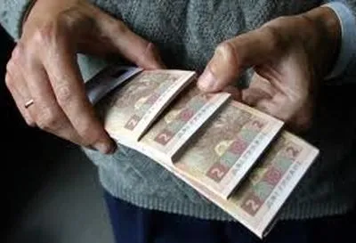 А.Домбровский призвал В.Гройсмана повысить до 3,2 тыс. грн также минимальную пенсию