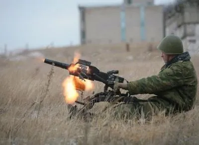 Боевики из гранатометов обстреляли КПВВ "Золотое"