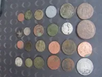 Около 30 старинных монет обнаружили у украинца на границе с Молдовой