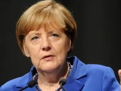 А.Меркель підтвердила безвіз для України після узгодження ЄС механізму його призупинення