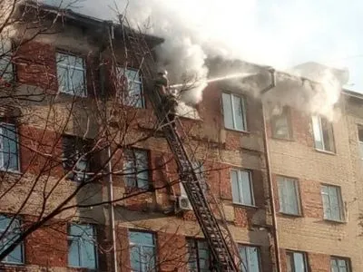 В Харькове горит 6-этажный дом