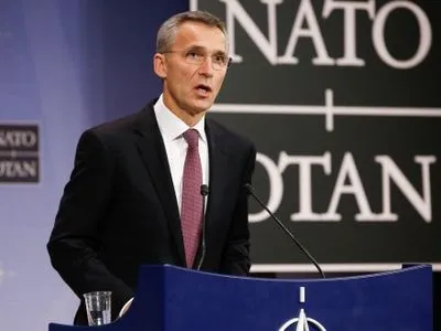 Й.Столтенберг підтвердив зацікавленість НАТО у тіснішій співпраці з Україною - І.Фріз