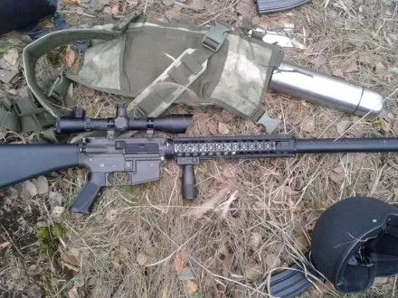 Троє людей із гвинтівками для пейнтболу намагались проникнути до військової частини у Чернігові