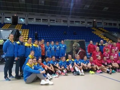 Українська жіноча збірна з гандболу перемогла на турнірі "Кубок Турчина-2016"