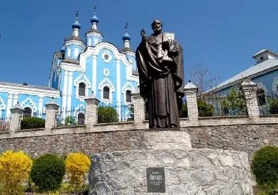 Сегодня ВАСУ рассмотрит переименование Горишные Плавни на Святониколаевск