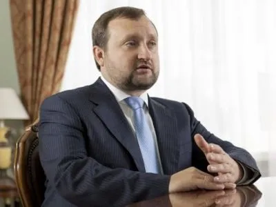 С.Арбузов прокомментировал заявление министра культуры о генетической неполноценности жителей востока