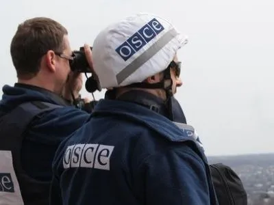Спостерігачі ОБСЄ виявили міну-пастку та боєприпаси, що не вибухнули в районі Попасної
