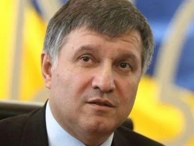 А.Аваков пообещал обновление автопарка полиции Луганщины