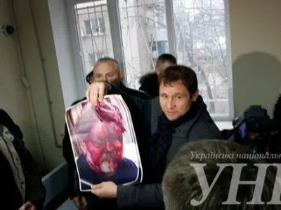 Подозреваемого в совершении разбойного нападения на заместителя председателя Херсонского областного совета взяли под арест