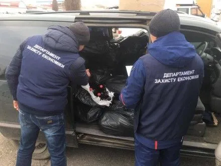 Правоохранители изъяли 1,5 тонн контрафактного алкоголя в Одессе