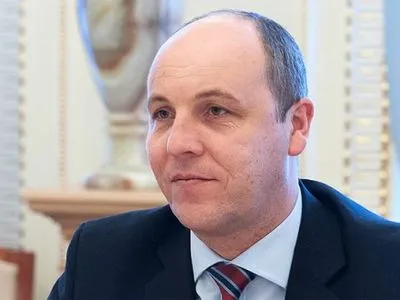 А.Парубий: Украина надеется на принятие решения о "безвизе" еще в этом году