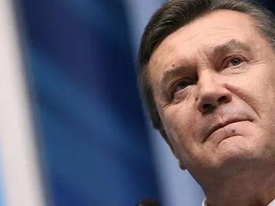 В.Янукович надав паспорт громадянина України - російський суддя