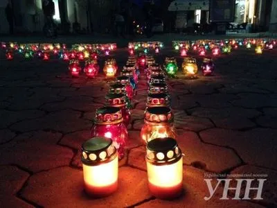 "Свечи памяти" зажгли в Ужгороде