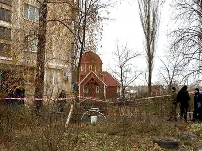 Жінка у Києві зарізала чоловіка і викинула тіло у смітник