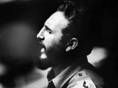 Девять дней траура объявили в Кубе из-за смерти Ф.Кастро