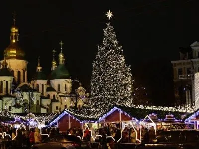 В Киеве 3 декабря установят 26-метровую новогоднюю елку