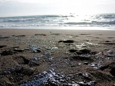 Узбережжя Судака у Криму забруднено мазутом