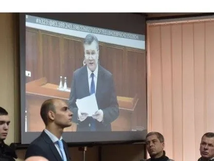В.Янукович сказал, что не встречался с помощником президента РФ В.Сурковым во время Майдана