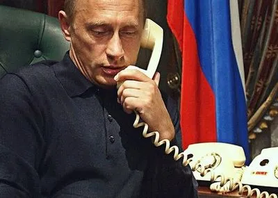 В.Путін двічі телефонував В.Януковичу по спецзв'язку у ніч із 18 на 19 лютого 2014 року - прокурор (доповнено)