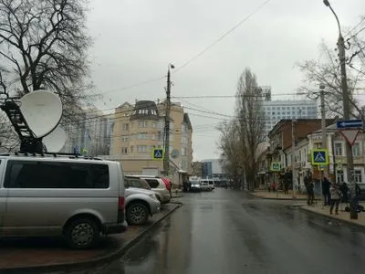 Ростовский суд усиленно охраняют во время видеодопроса В.Януковича