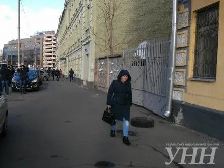 Біля Святошинського райсуду у Києві наразі спокійно