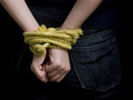 Поліцейські затримали роботодавців, які викрали заробітчанина на Київщині