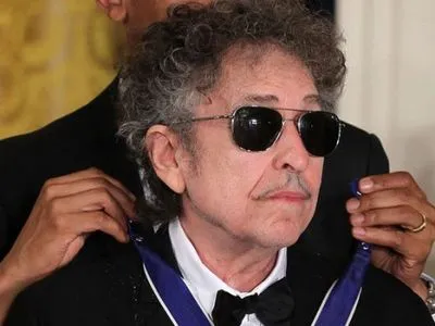 Б.Ділан не прийде на зустріч нобелівських лауреатів з Б.Обамою