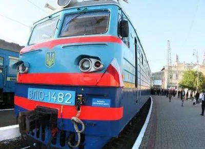 "Укрзализныца" предложила Мининфраструктуры повысить цены на перевозки - В.Омелян