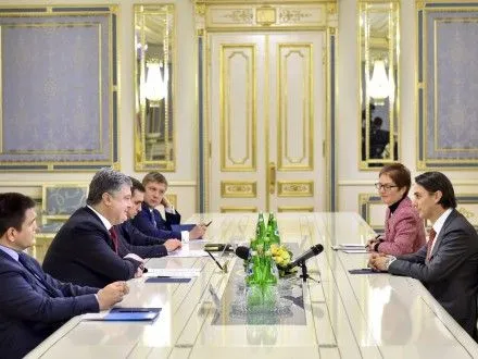 П.Порошенко обговорив з послом США залучення американських інвестицій в сектори енергетики України