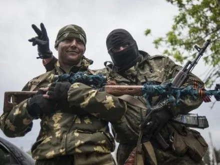 На луганском направлении боевые действия велись только в Станице Луганской - А.Мотузяник